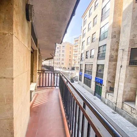 Residencial Leyra, Piso Centrico De 6 Habitaciones, 8 Camas * Salamanca