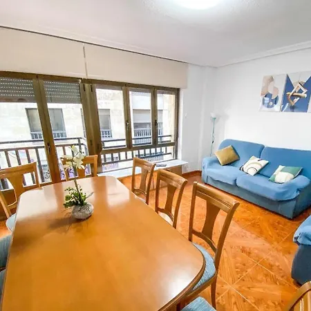 Residencial Leyra, Piso Centrico De 6 Habitaciones, 8 Camas Апартаменти Саламанка