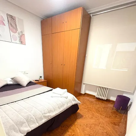 Residencial Leyra, Piso Centrico De 6 Habitaciones, 8 Camas Salamanca