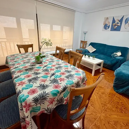 Apartment Residencial Leyra, Piso Centrico De 6 Habitaciones, 8 Camas Salamanca