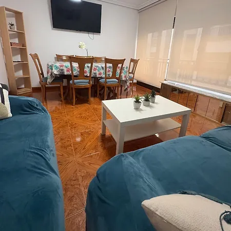 Residencial Leyra, Piso Centrico De 6 Habitaciones, 8 Camas Apartment Salamanca