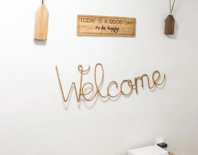 Residencial Leyra, Piso Centrico De 6 Habitaciones, 8 Camas * Salamanka