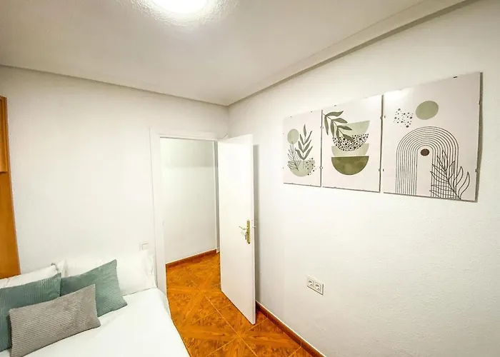 Residencial Leyra, Piso Centrico De 6 Habitaciones, 8 Camas Apartmán Salamanka